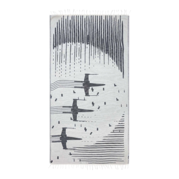 NWT STARWARS SANDCLOUD TOWEL - Picture 2 of 2